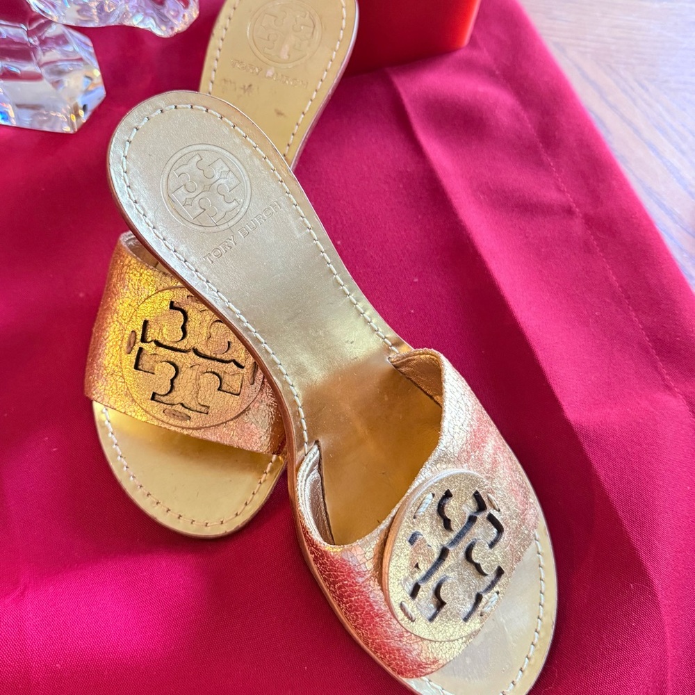 Tory Burch Gold Sparkly Mules.  Perfect & Classy for any Occasion!